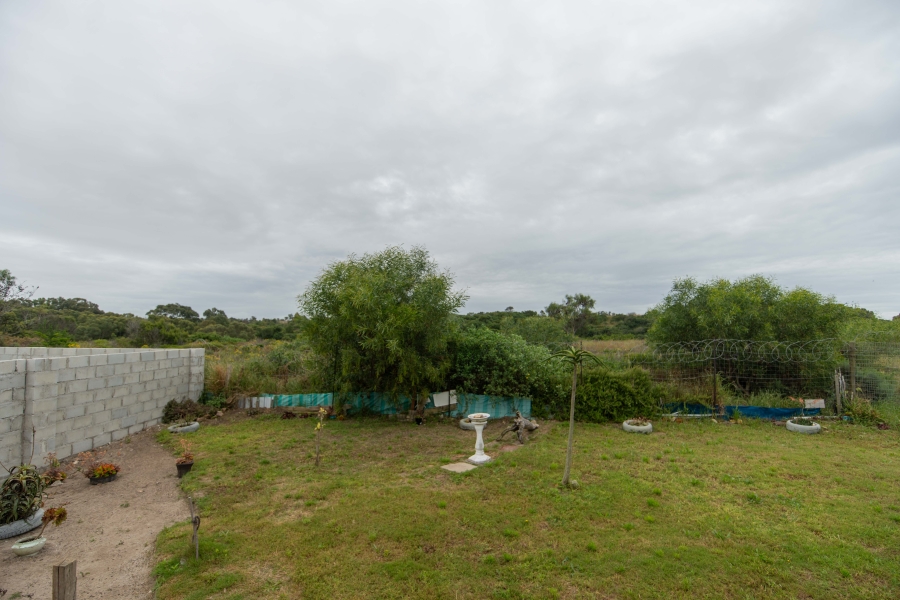 4 Bedroom Property for Sale in Humewood Extension Eastern Cape